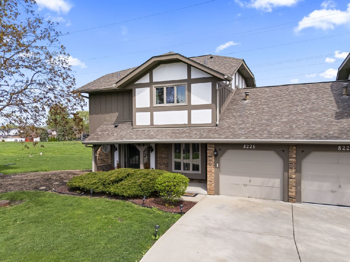  For Sale Orland Park Illinois, 8226 Millbank Drive