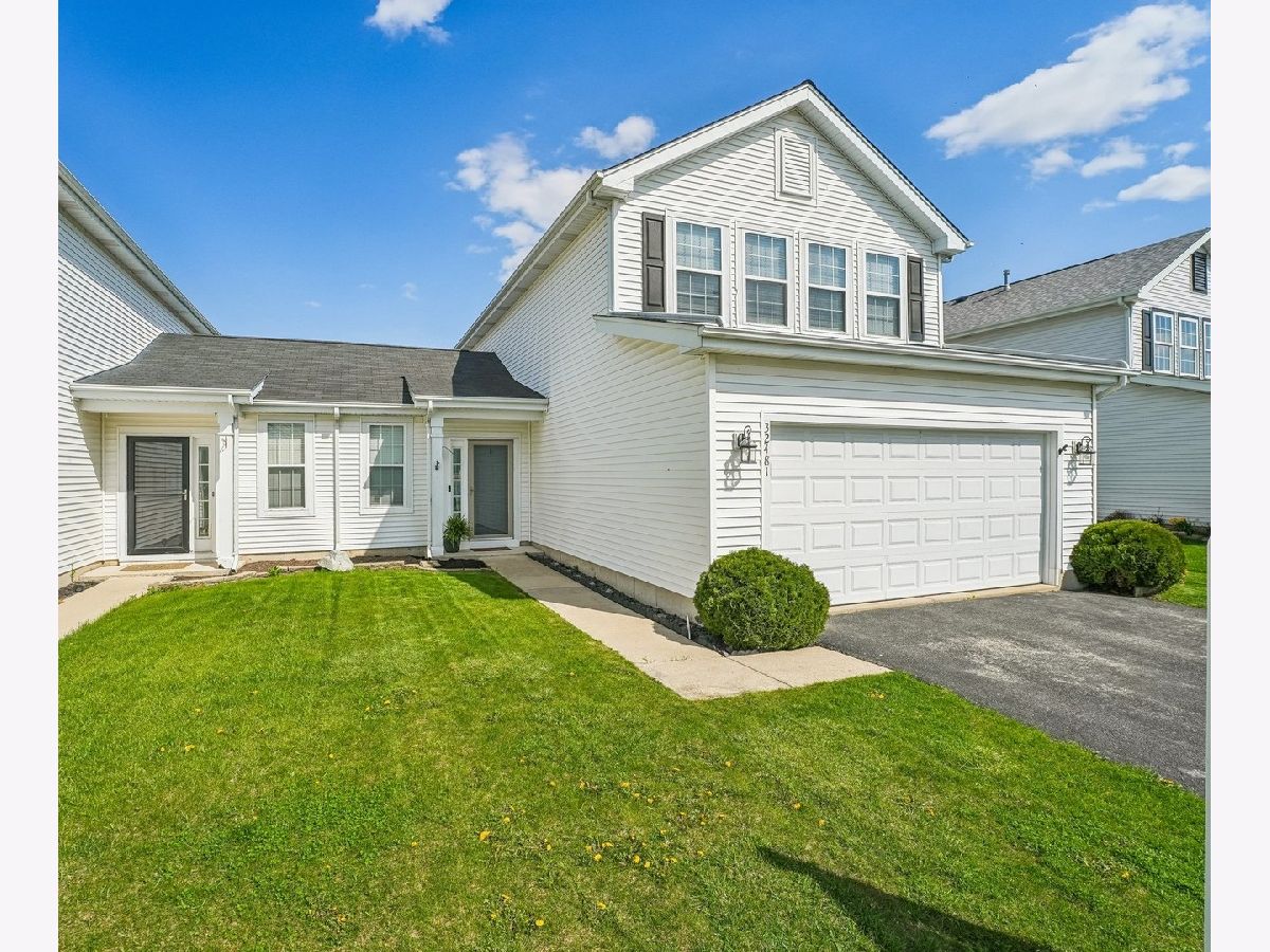  For Sale Lakemoor Illinois, 32481 Bakers Drive