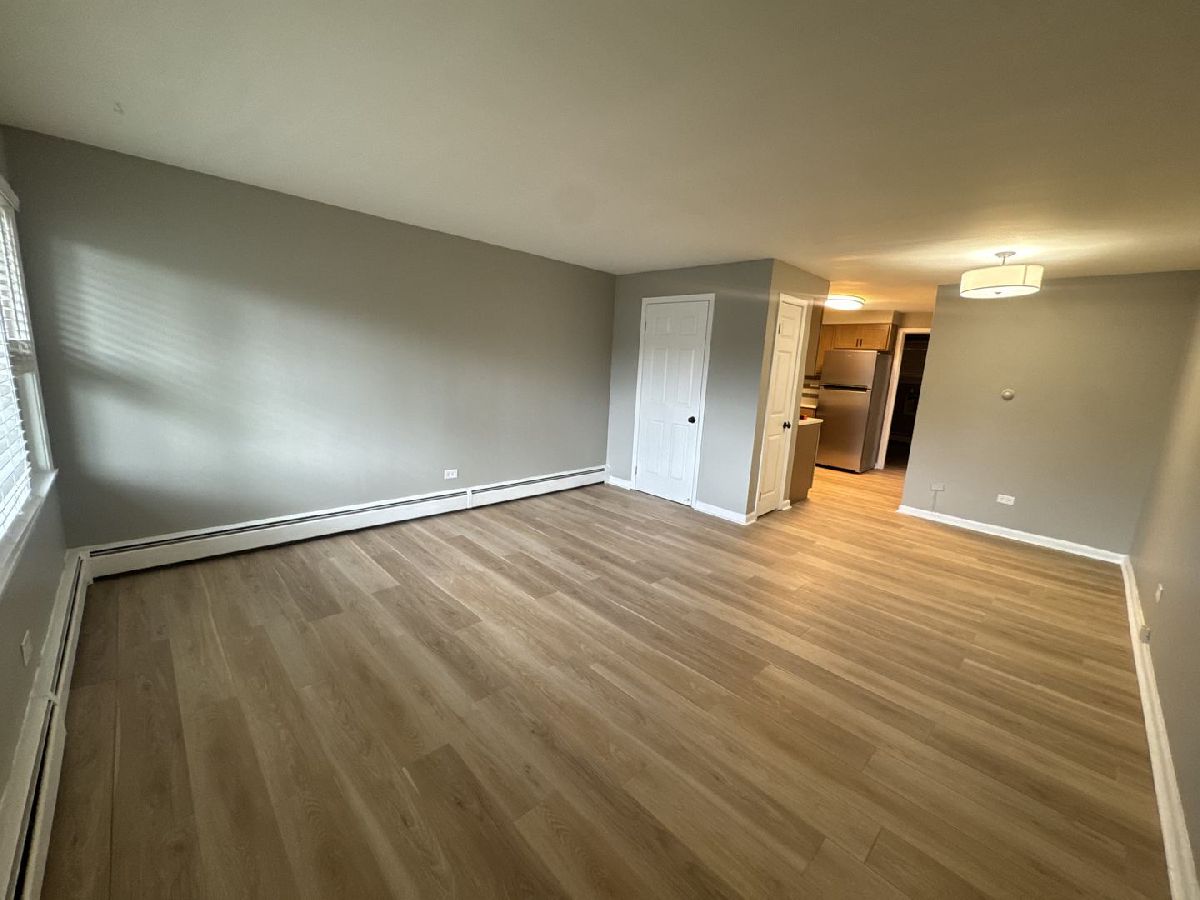  Rented Lombard Illinois, 105 E Grove