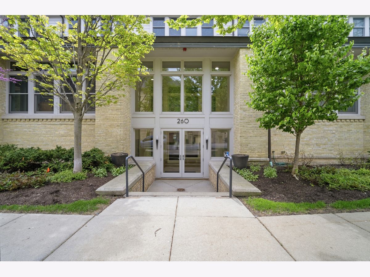 Condos & Townhomes & Homes For Sale Fort Sheridan Highland Park Illinois, 260 Whistler Road