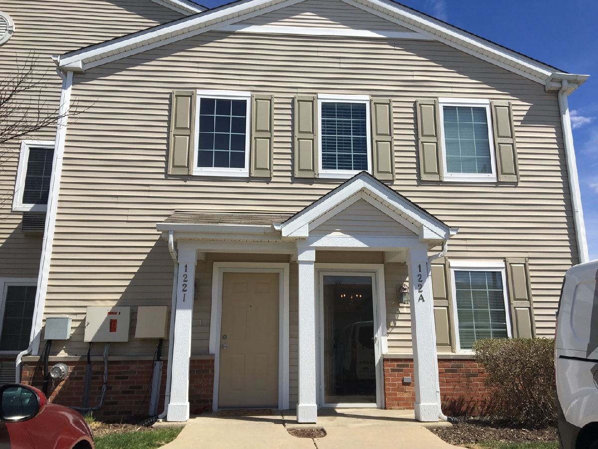  For Rent Yorkville Illinois, 122 Bertram