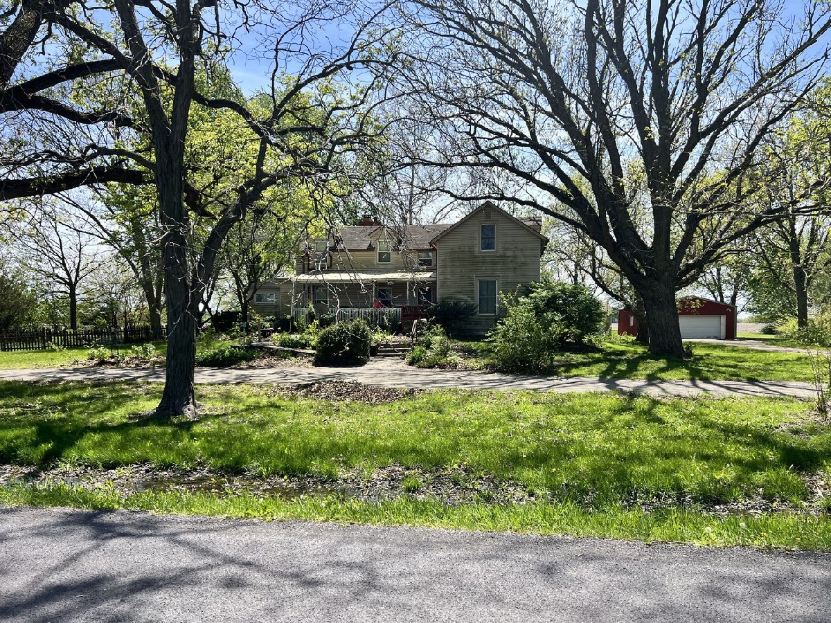  For Sale Tolono Illinois, 313 Woodworth Drive