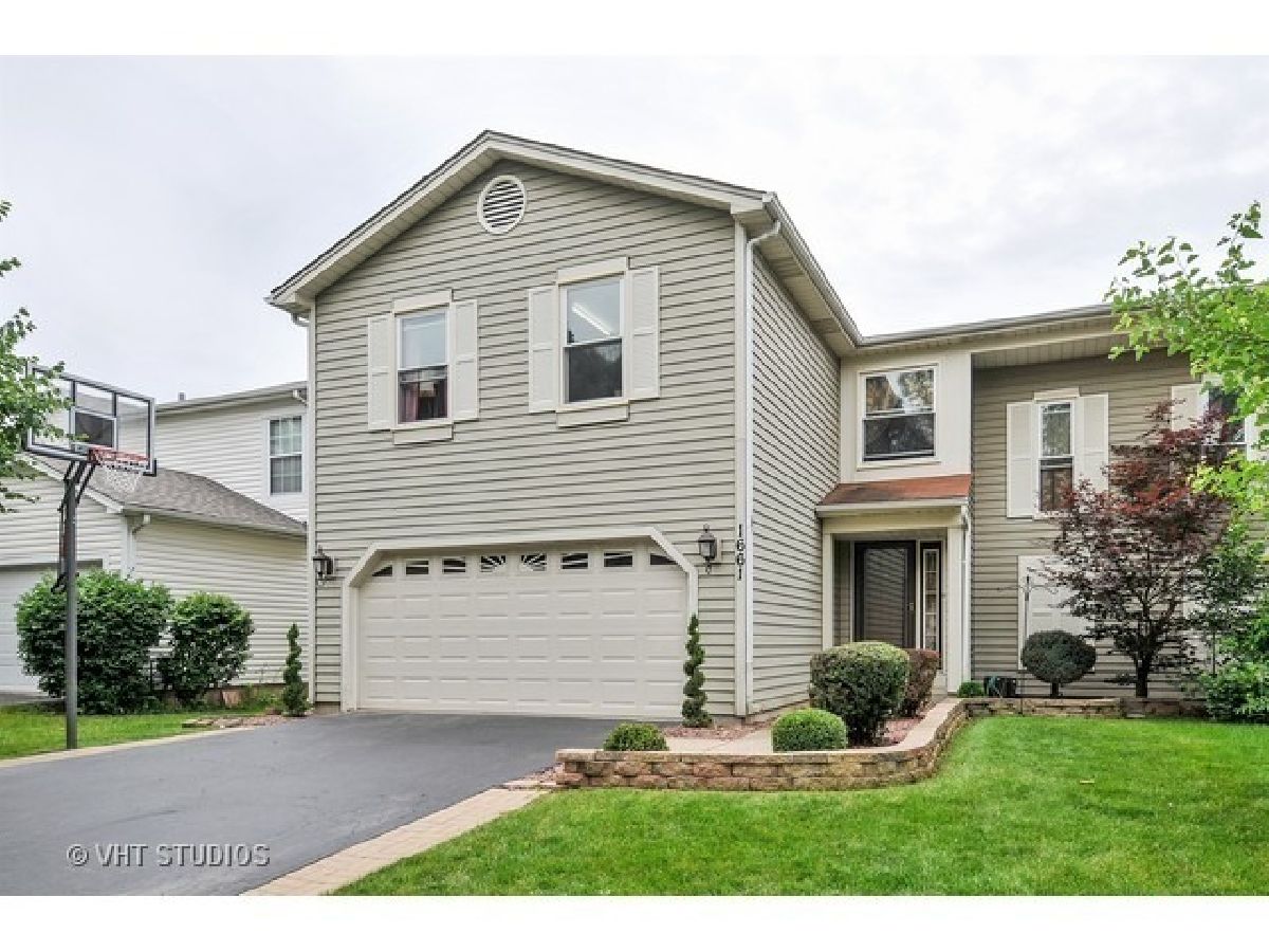  Rented Naperville Illinois, 1661 Estate