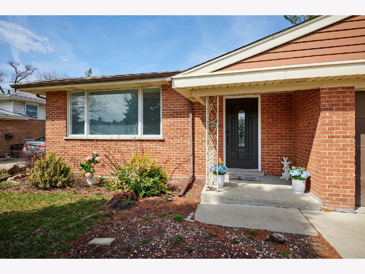  For Rent Niles Illinois, 8544 Roseview