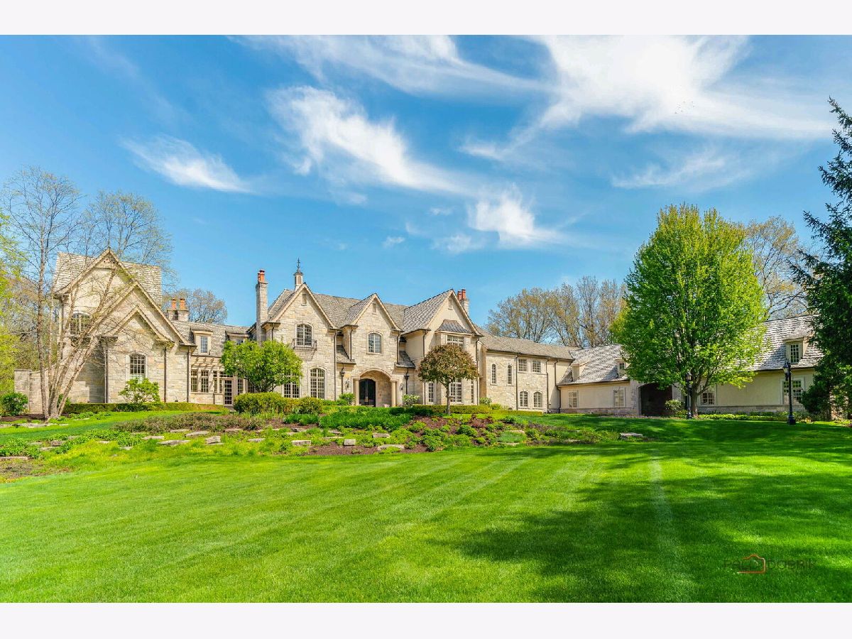  Sold Barrington Illinois, 93 Hawley Woods