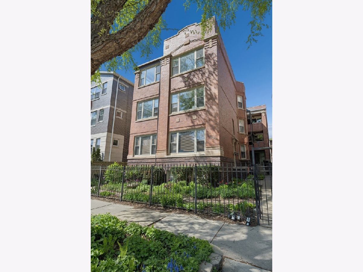  For Sale Chicago Illinois, 1234 Argyle Street