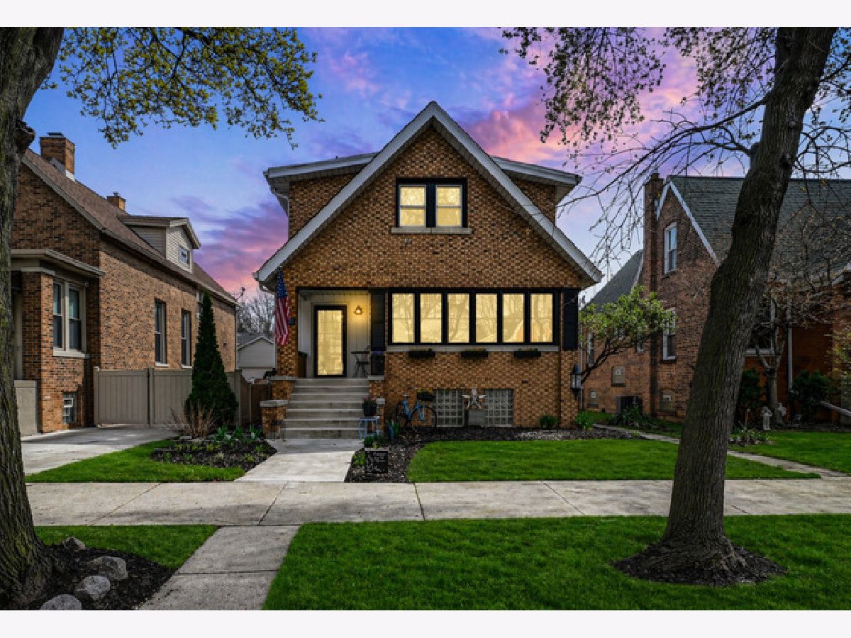  For Sale Chicago Illinois, 10829 Maplewood Avenue