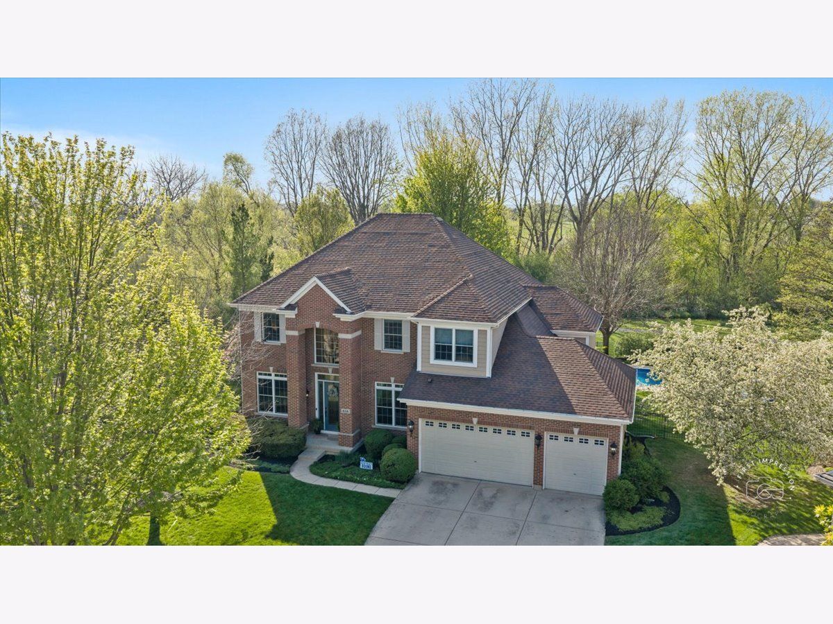  For Sale North Aurora Illinois, 858 Hathaway Court