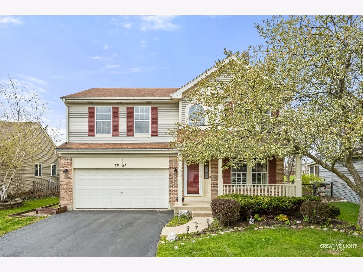  For Sale Lake In The Hills Illinois, 2921 Brisbane Drive