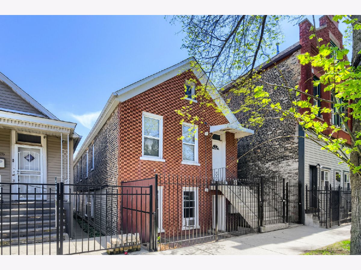  Rented Chicago Illinois, 3237 Aberdeen