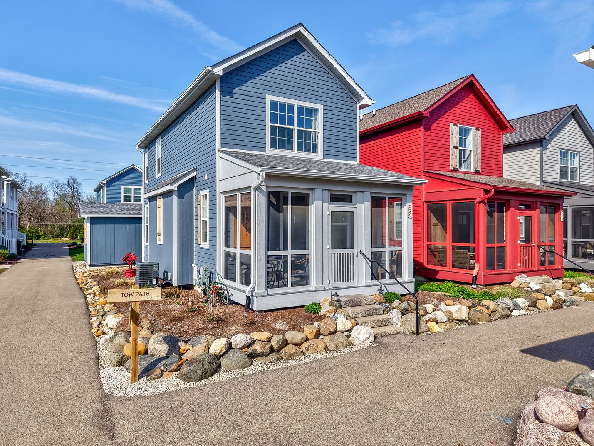  For Sale Ottawa Illinois, 100 Great Loop 58 Drive