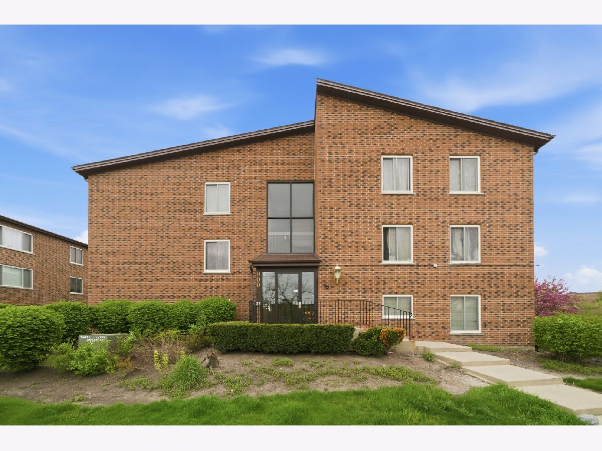  For Sale Elk Grove Village Illinois, 900 Perrie Drive