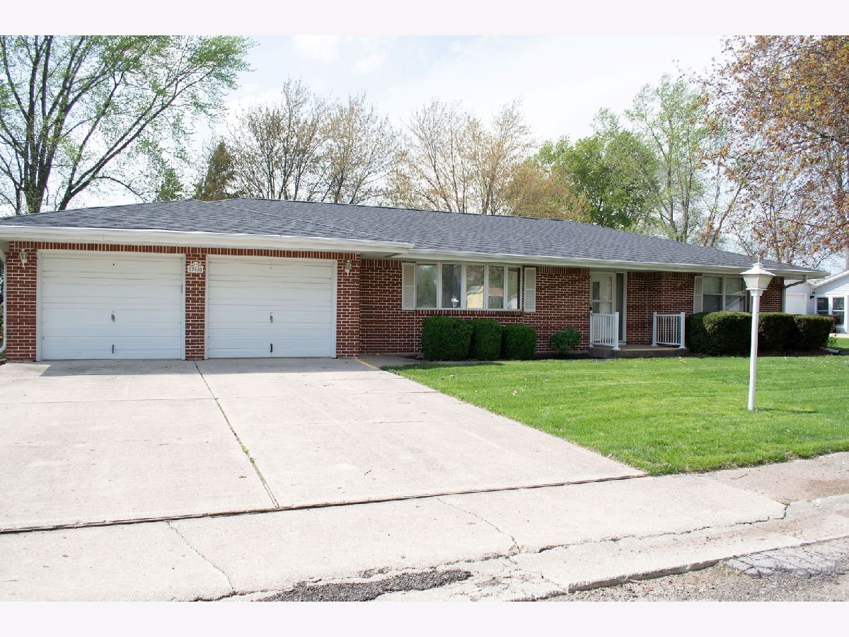  For Sale Prophetstown Illinois, 708 Buttercup Lane