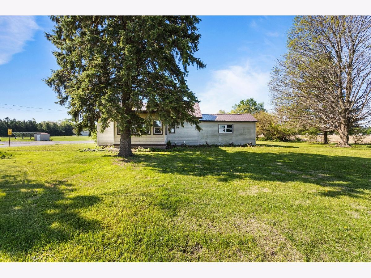  For Sale Oakwood Illinois, 9032 Us Route 150