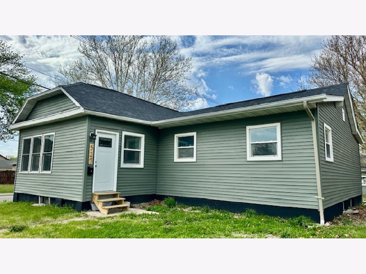  For Sale Peru Illinois, 527 12th Street