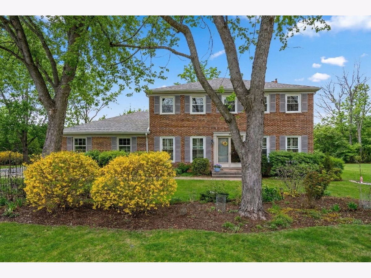  For Sale Lincolnshire Illinois, 5 Middlebury Lane