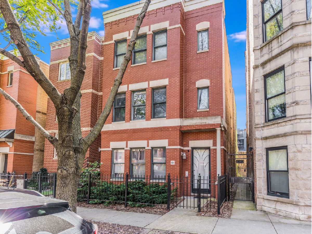  For Sale Chicago Illinois, 1335 Fillmore Street