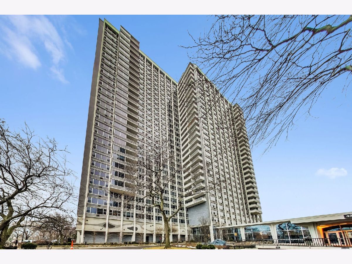  For Sale Chicago Illinois, 4250 Marine Drive