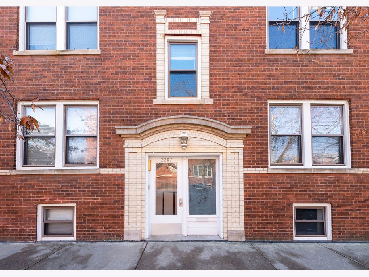  Rented Chicago Illinois, 2207 School