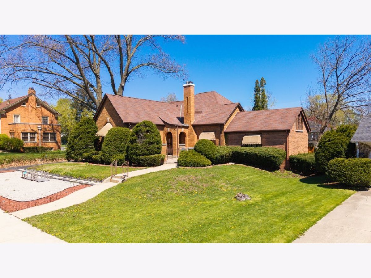 For Sale Elgin Illinois, 1125 Cedar Avenue