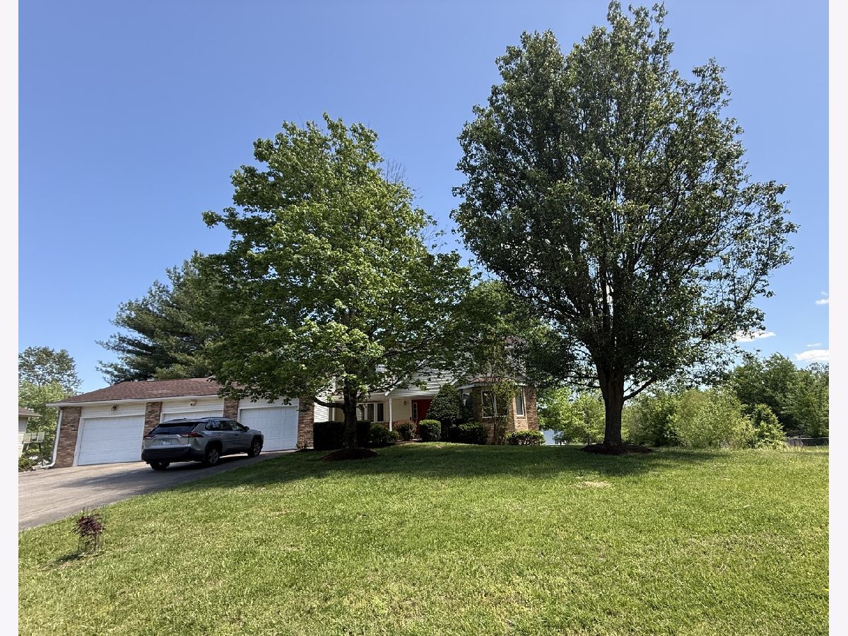  Sold Carbondale Illinois, 136 Bonnie Brae
