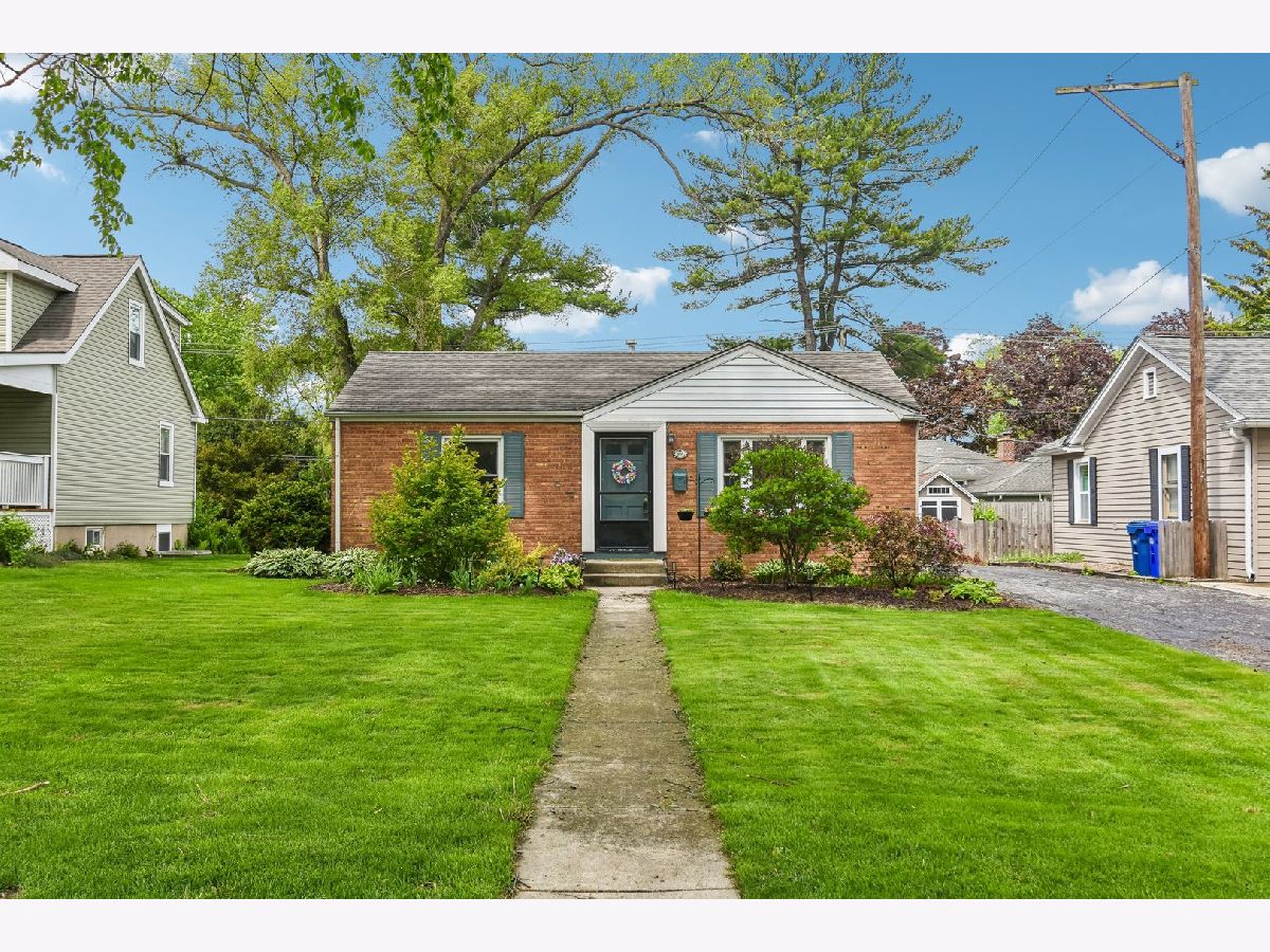 For Sale Wheaton Illinois, 836 Lyford Lane