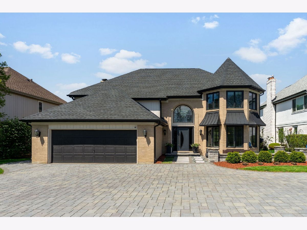  For Sale Willow Springs Illinois, 10728 Chaucer Drive