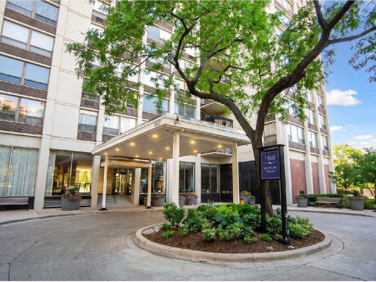  For Rent Chicago Illinois, 1460 Sandburg