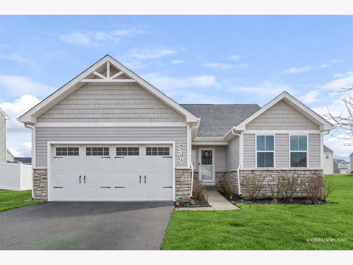 Homes For Sale Deer Crossing Plainfield Illinois, 8004 Greywall Boulevard