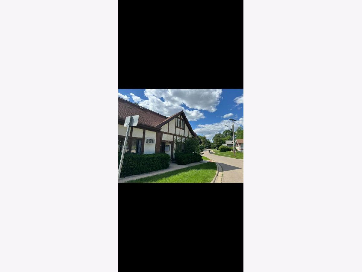  For Rent Fox River Grove Illinois, 300 Lincoln