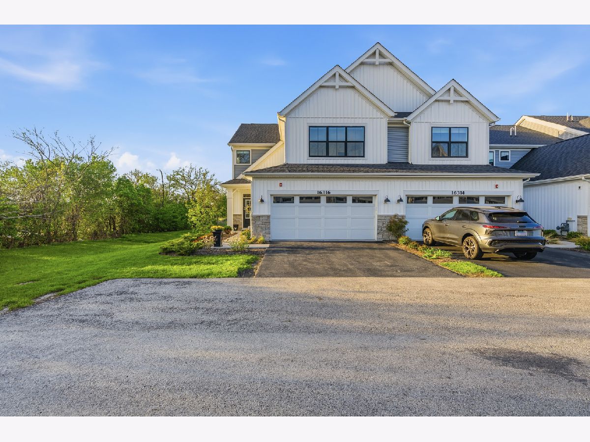 Condos & Townhomes For Sale The Townes At Silo Bend Lockport Illinois, 16316 Wheatgrass Street