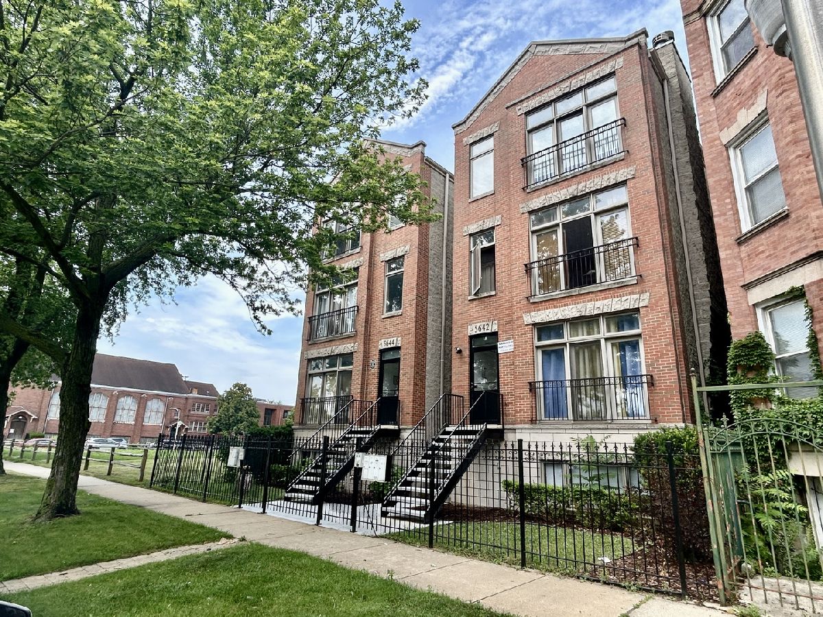  For Sale Chicago Illinois, 5642 Prairie Avenue