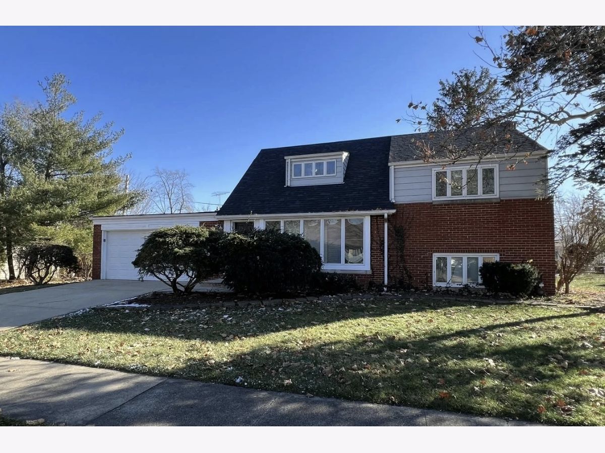  Rented Homewood Illinois, 18453 Clyde