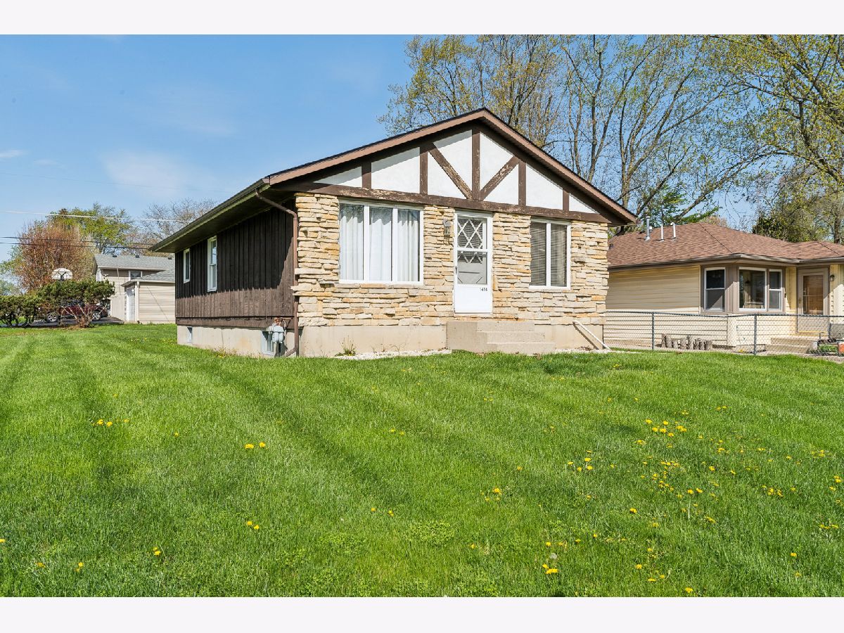  For Sale Round Lake Beach Illinois, 1414 North Avenue