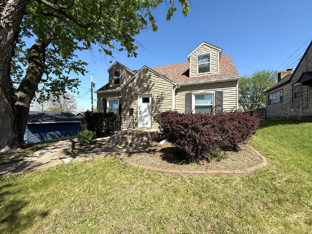  Sold Davenport Iowa, 2325 Marquette