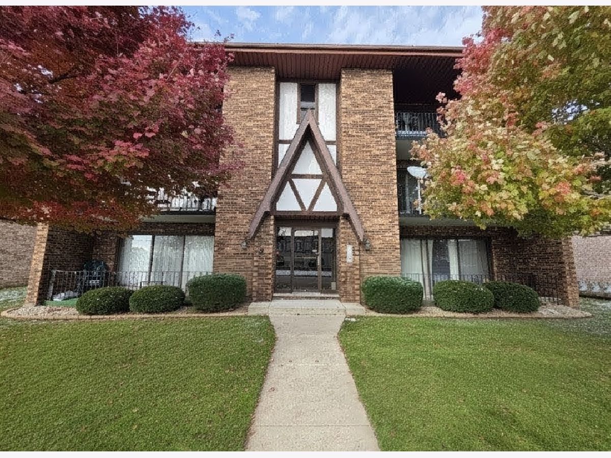  For Sale Alsip Illinois, 4818 W 122nd Street