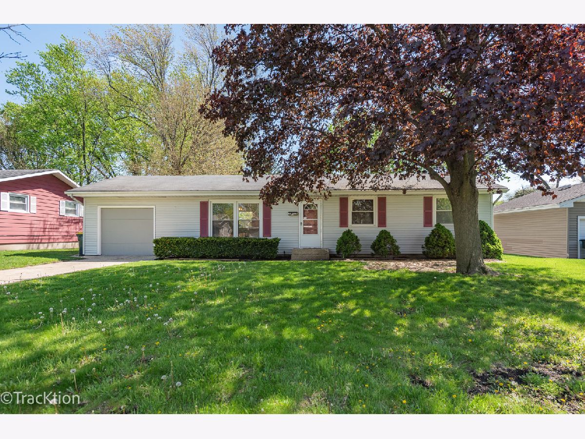  Rented Carol Stream Illinois, 146 Mohawk