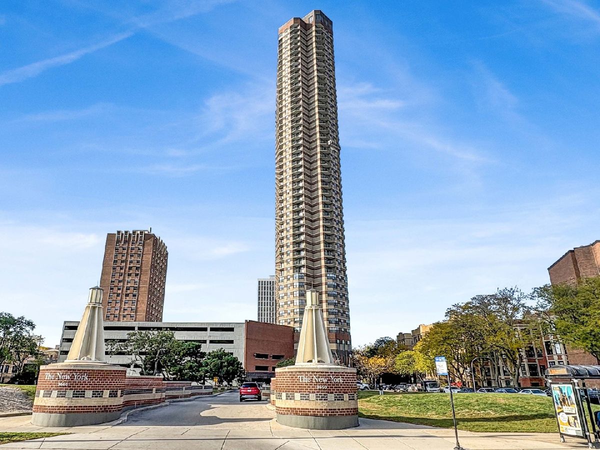  For Sale Chicago Illinois, 3660 Lake Shore Drive