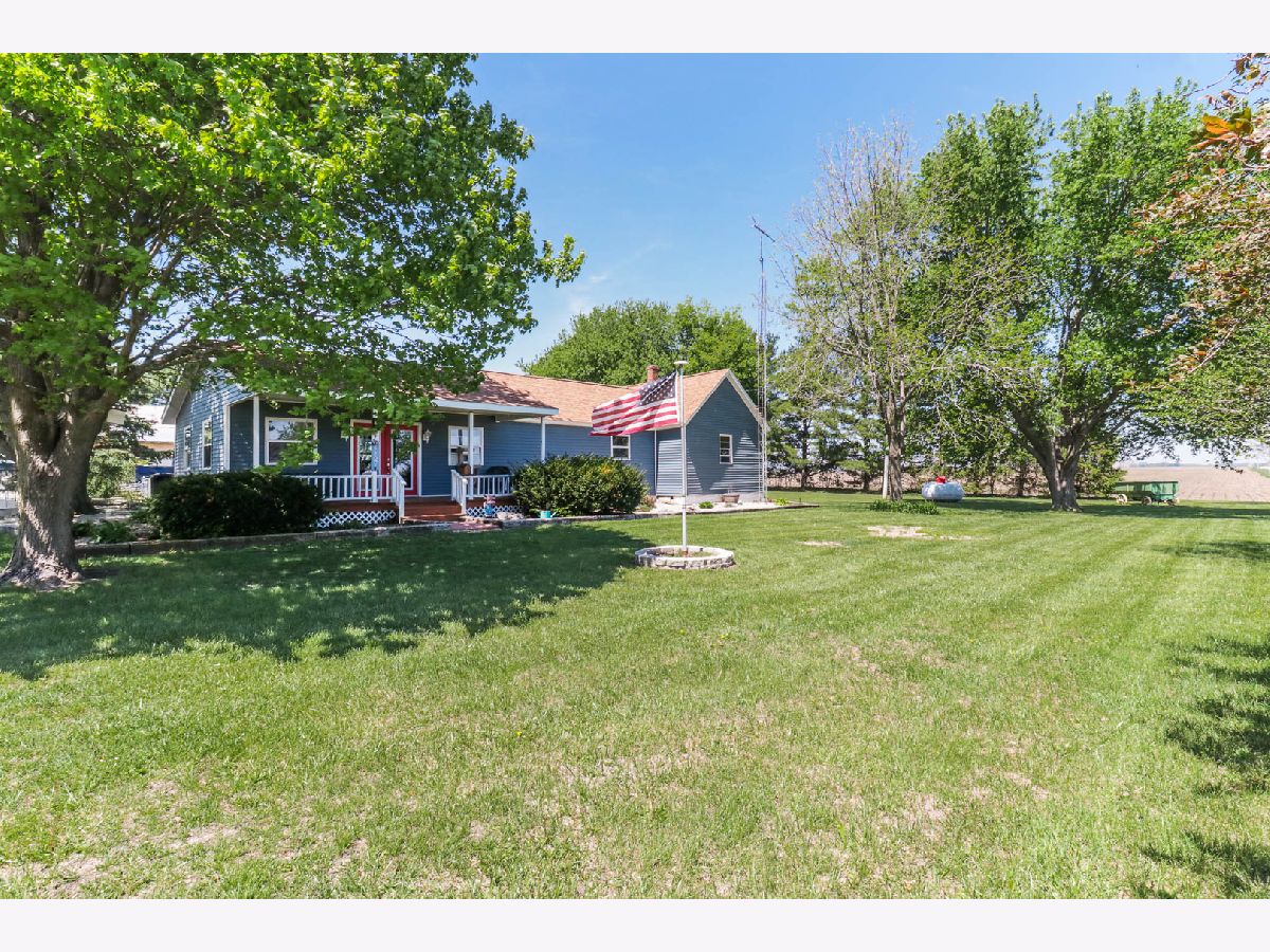  For Sale Clinton Illinois, 2463 Red Tail Hawk Road
