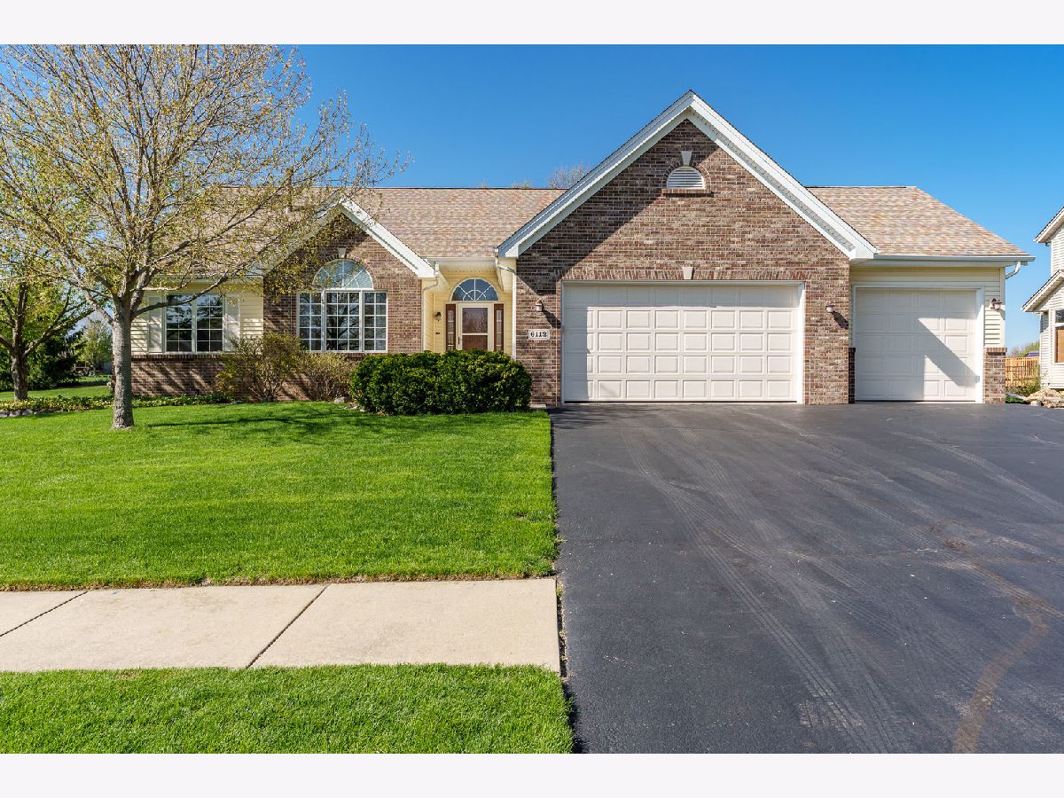  For Sale Roscoe Illinois, 6112 Windflower Way