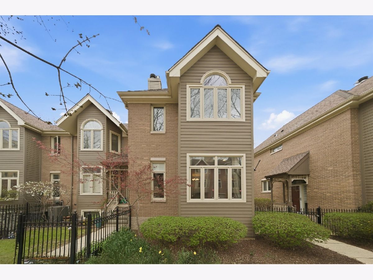  Rented Chicago Illinois, 1248 Fletcher