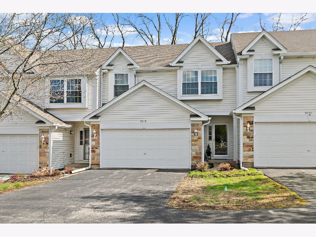 Townhomes For Sale Sierra Woods Carpentersville Illinois, 8113 Sierra Woods Lane