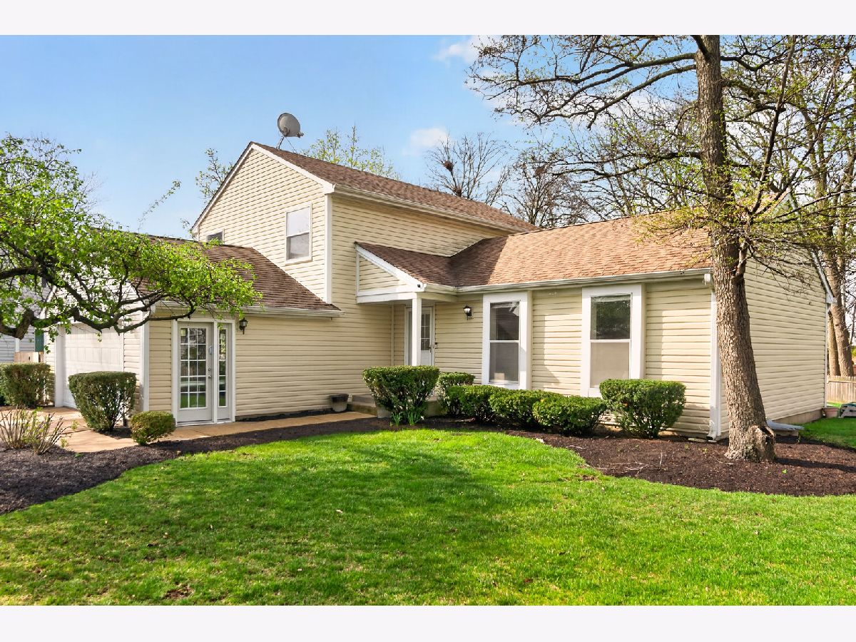 Homes For Sale Highland Grove Buffalo Grove Illinois, 460 Highland Grove Drive