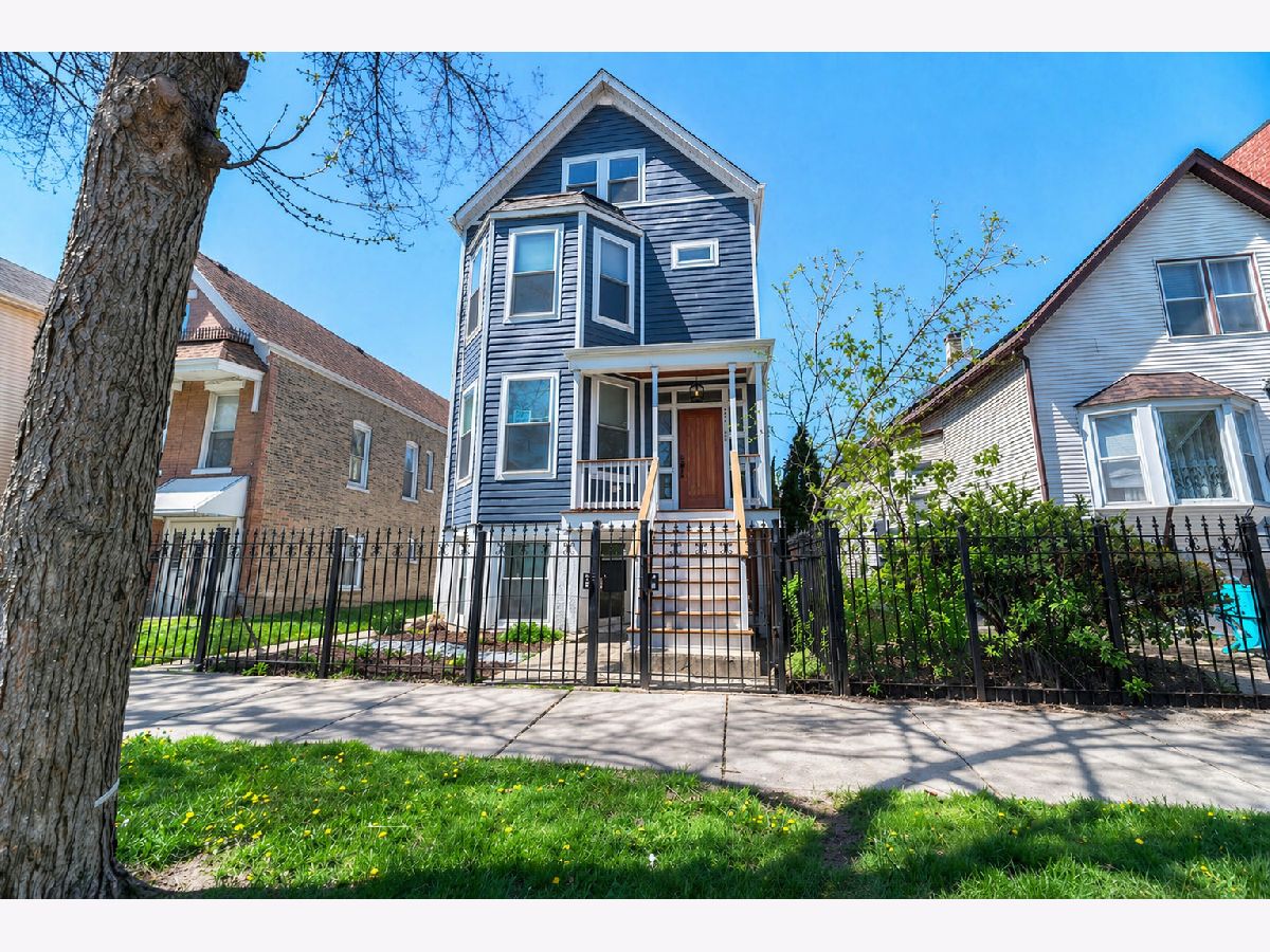  For Sale Chicago Illinois, 2838 Hamlin Avenue