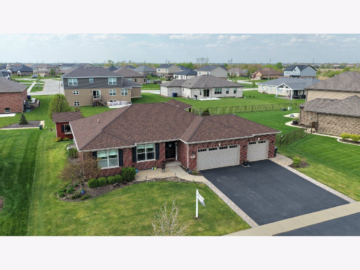 For Sale New Lenox Illinois, 2373 Alta Vista Drive