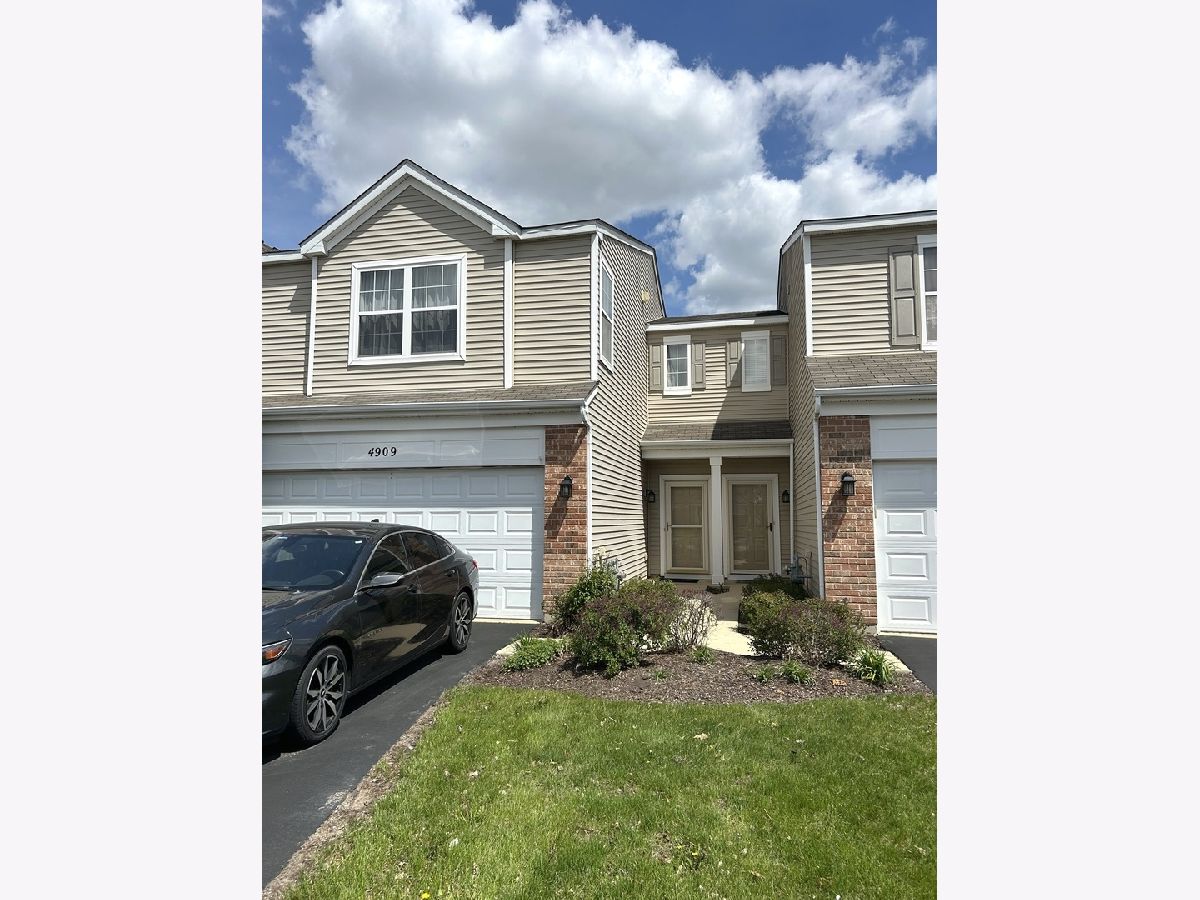  For Rent Plainfield Illinois, 4909 Courtland