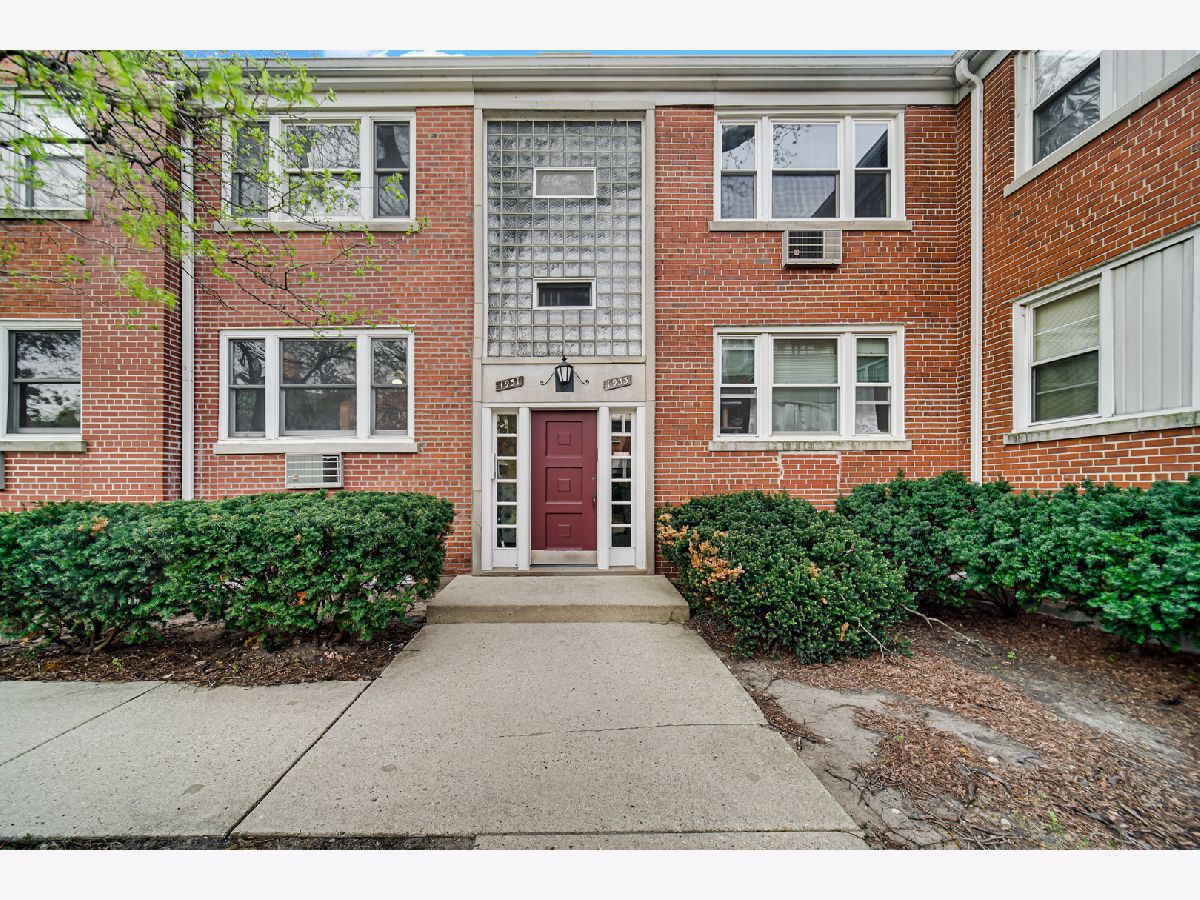  For Sale Chicago Illinois, 1931 Albion Avenue