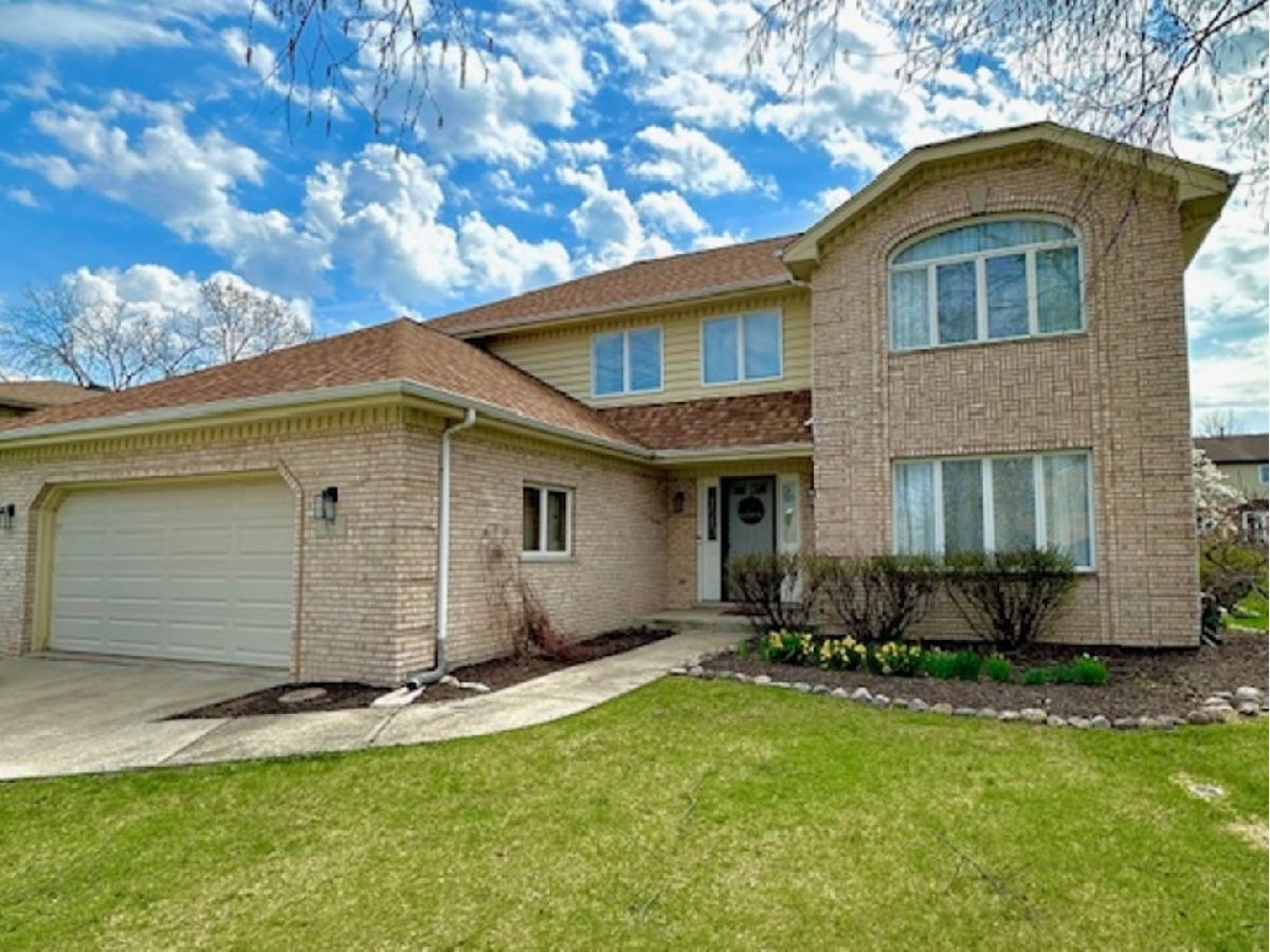  For Sale Lemont Illinois, 6 Wend Street