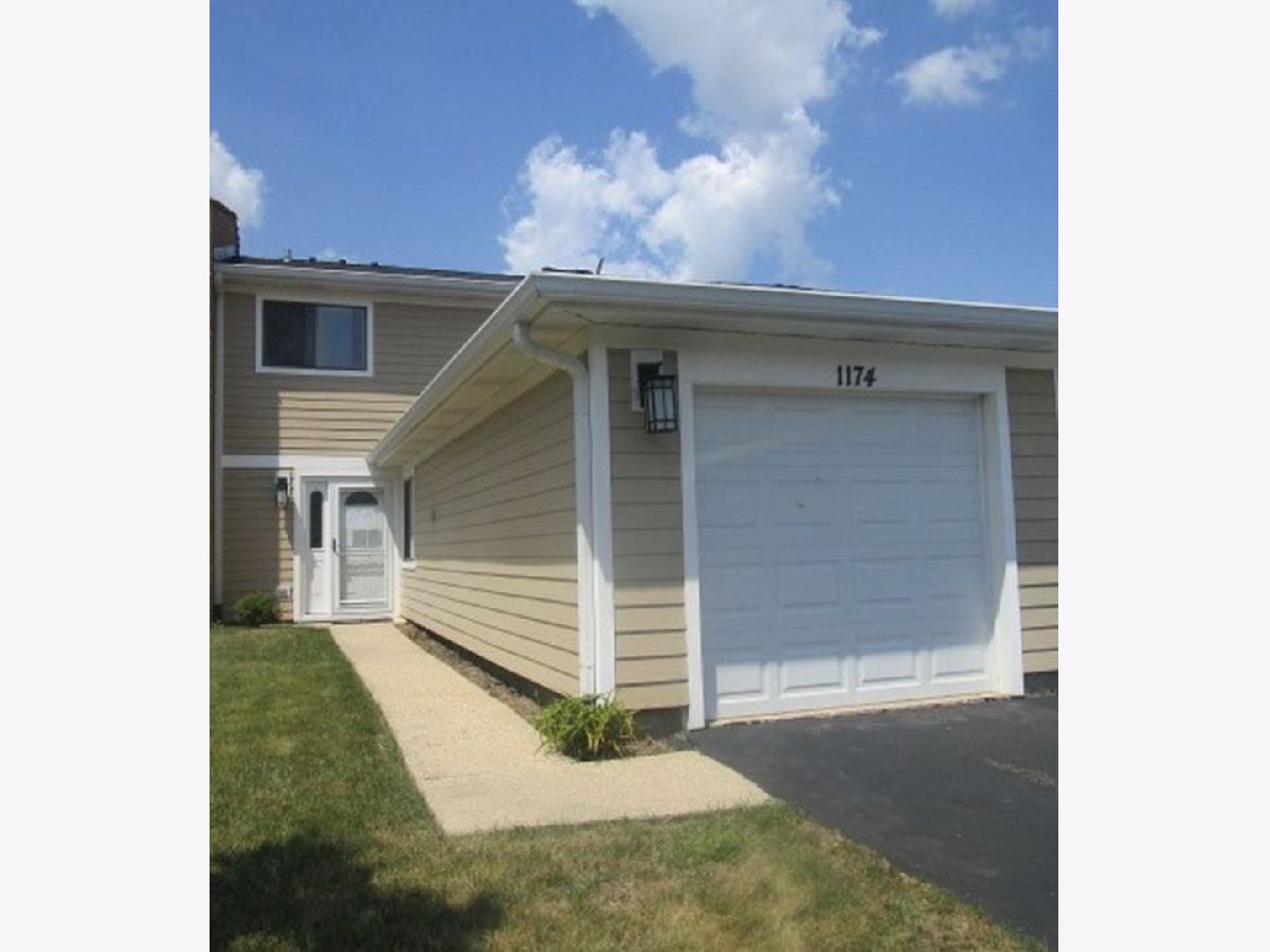  For Sale Palatine Illinois, 1174 Chesapeake Lane