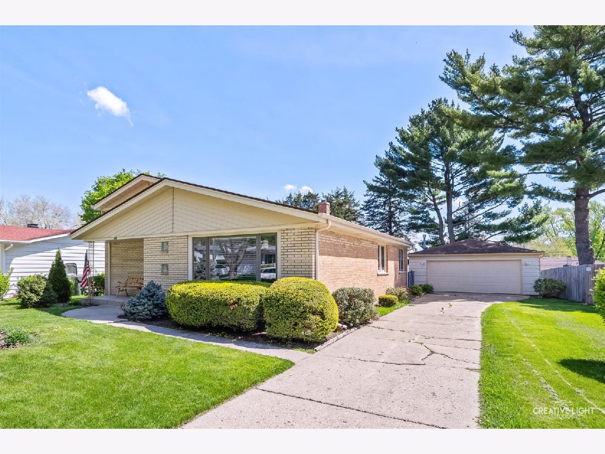  For Sale South Elgin Illinois, 45 Concord Avenue